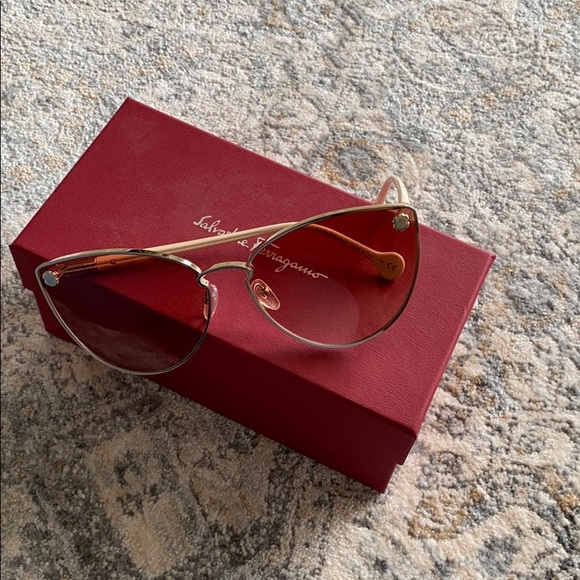 Ferragamo Sunglasses - Picture 1 of 16